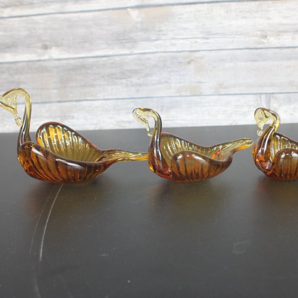Nesting Swans Amber Glass Candy Nut Dishes Trinket Vintage Set 3 Mid Century MCM